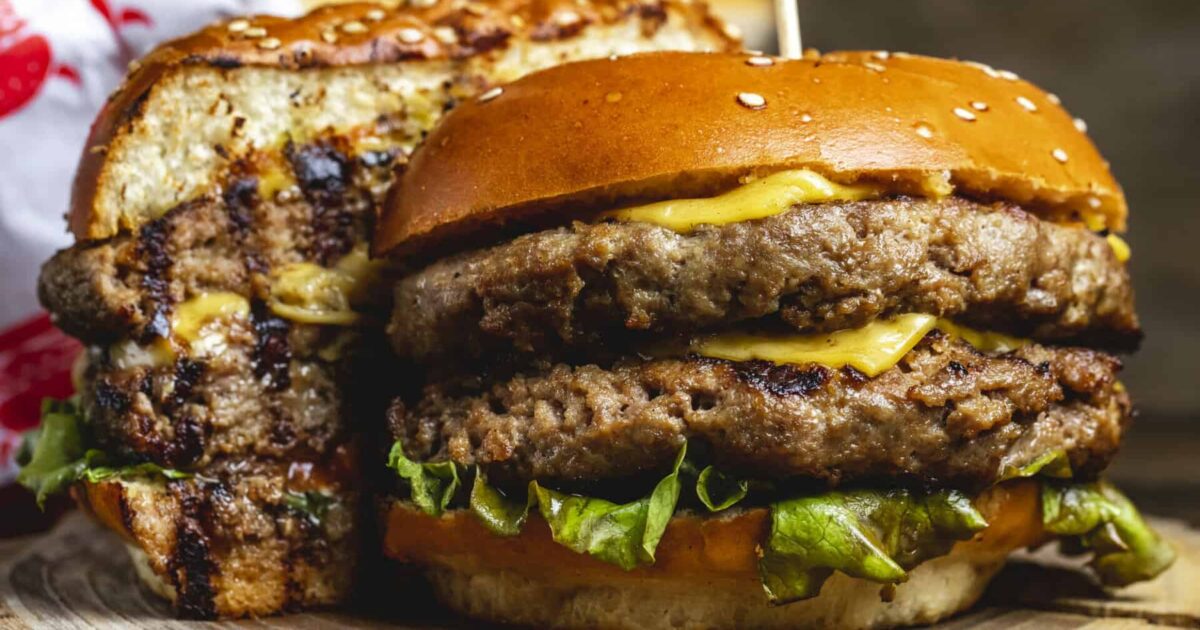 מתכון לצ'יזבורגר אמריקאי - אוכל זה החיים